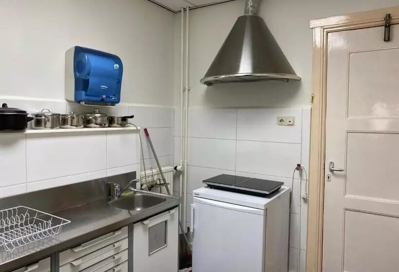 Aamiaismajoitus (B&B) Rumah Senang