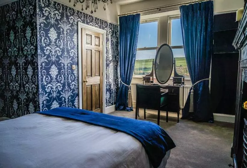 ベッドアンドブレックファースト Shibden Hall View