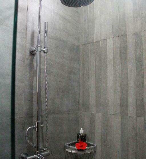 בית מלון כפרי Adi S Coliving Villa