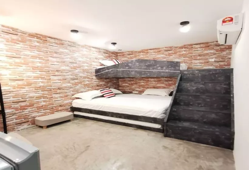 Hotelli Mwv Suite Room