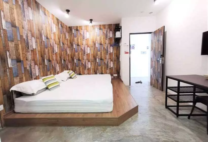 Hotelli Mwv Suite Room