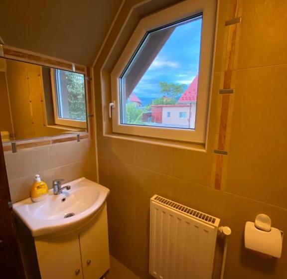 پانسیون Matyas Vendeghaz