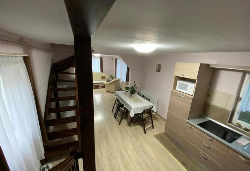 پانسیون Matyas Vendeghaz