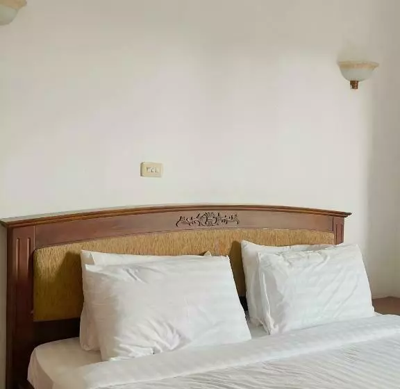 Phusuay Namsai Resort