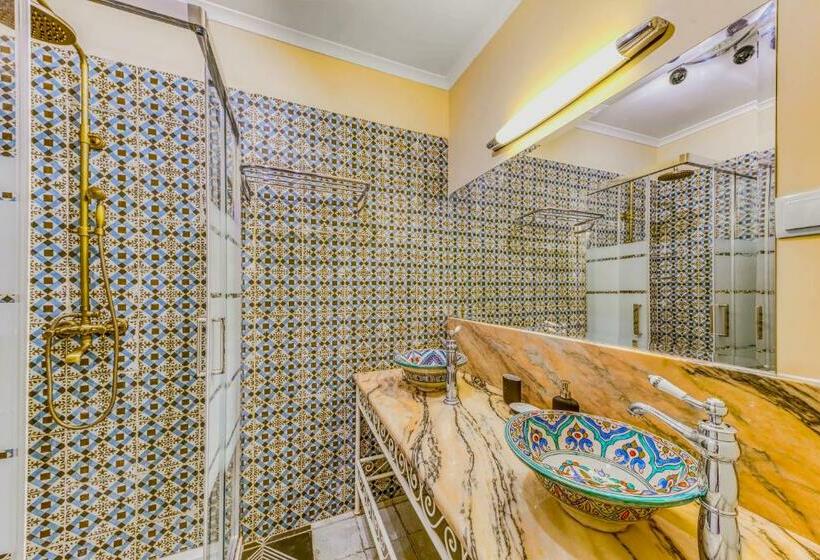 ریاض Mosaiko 5 Suites