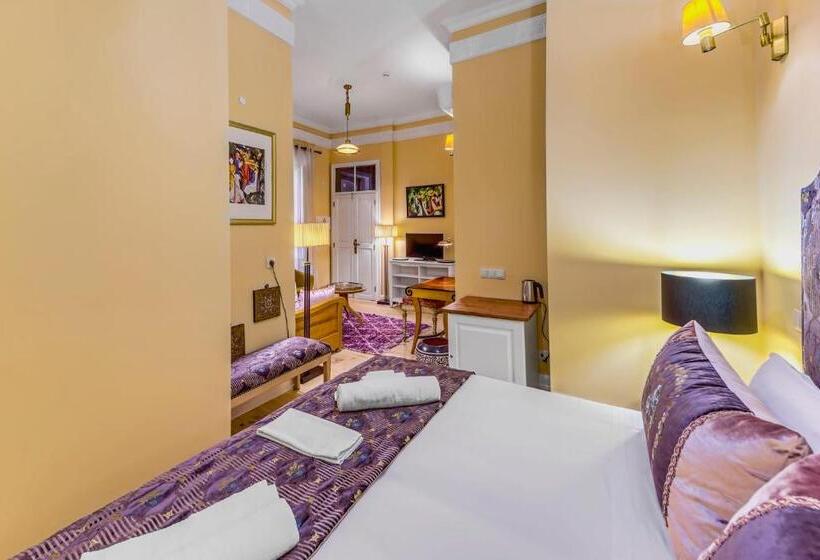 ریاض Mosaiko 5 Suites