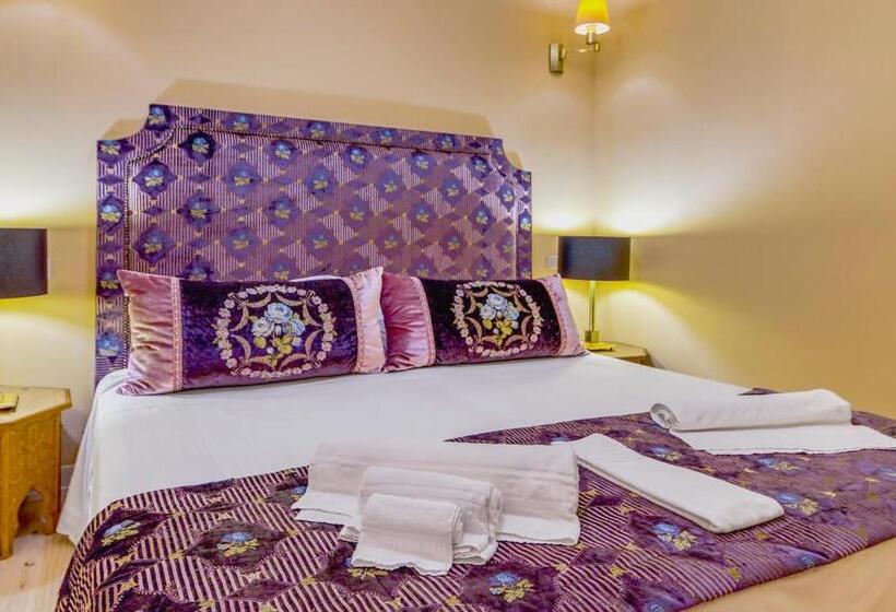 ریاض Mosaiko 5 Suites