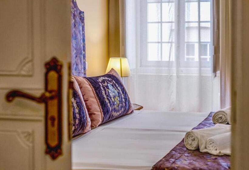 ریاض Mosaiko 5 Suites