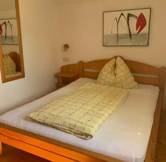 ユースホステル Koschak Wirt & Weinbauer