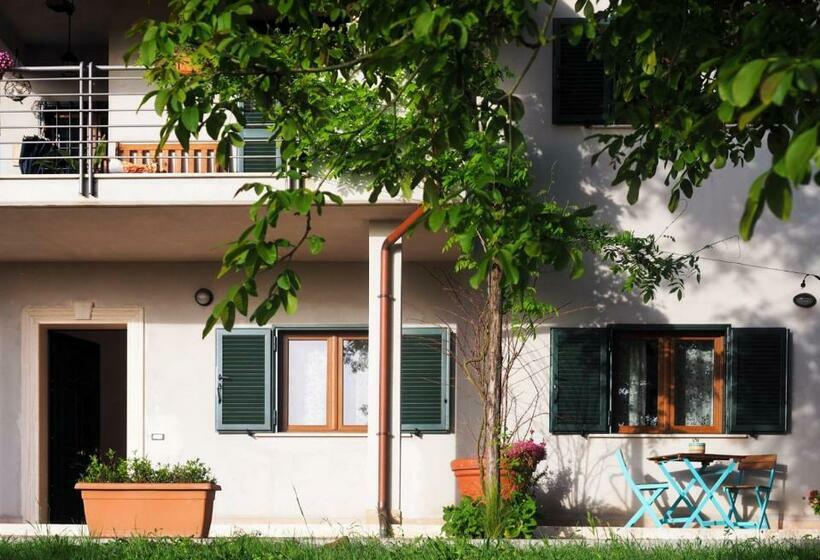 Bed and Breakfast Lo Scoiattolo