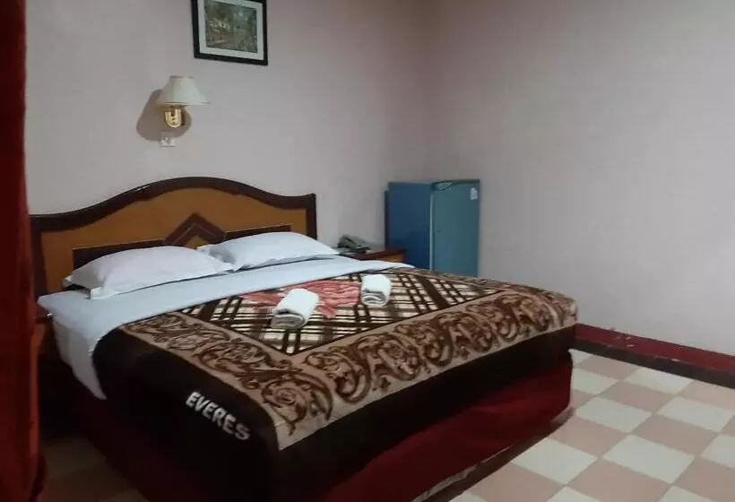 ホテル Parewisata