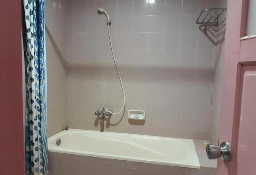 בית מלון כפרי Parewisata