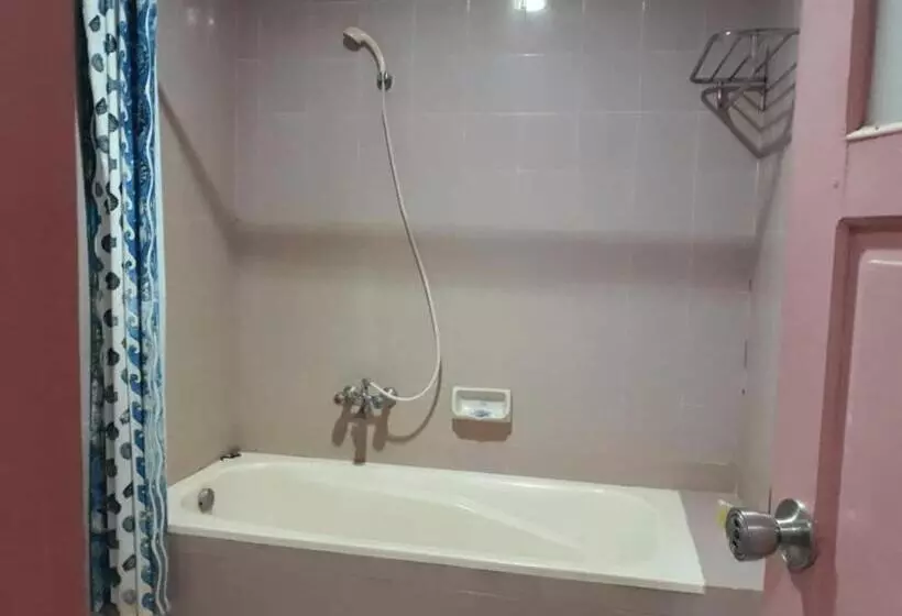 ホテル Parewisata