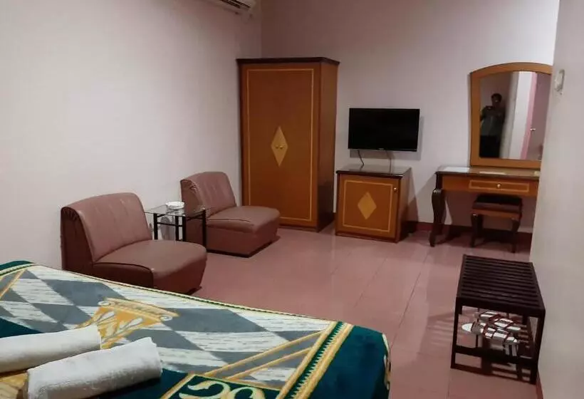 ホテル Parewisata