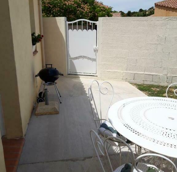 بنسيون Gite Des Arènes