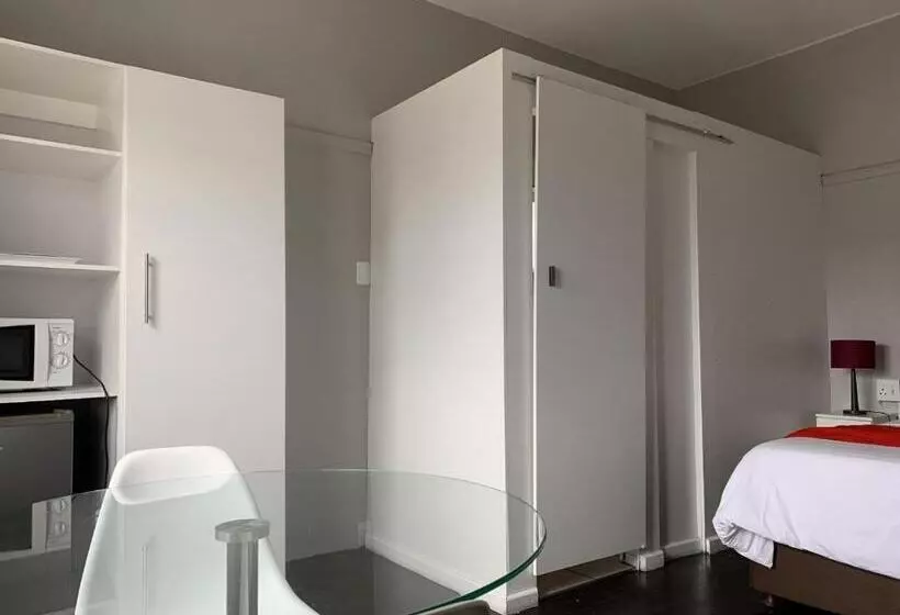 ペンション Kingsworth Inn Port Elizabeth