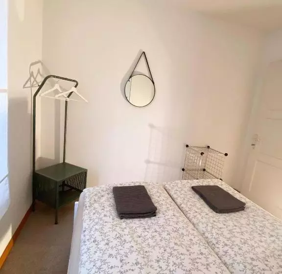 پانسیون Neb Thun Lodge`s Appartement 1 Hilterfingen Ringstrasse 6