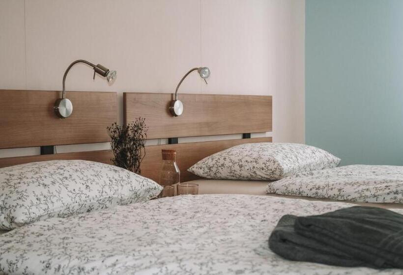 Pension Neb Thun Lodge`s Appartement 1 Hilterfingen Ringstrasse 6