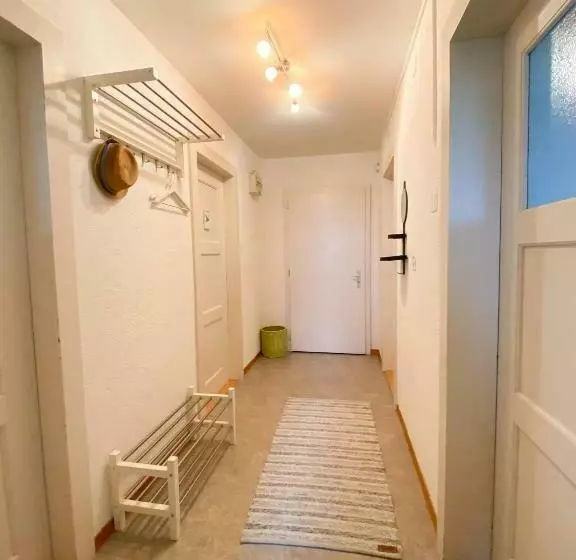 پانسیون Neb Thun Lodge`s Appartement 1 Hilterfingen Ringstrasse 6