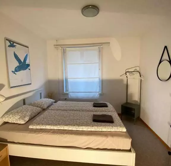 پانسیون Neb Thun Lodge`s Appartement 1 Hilterfingen Ringstrasse 6