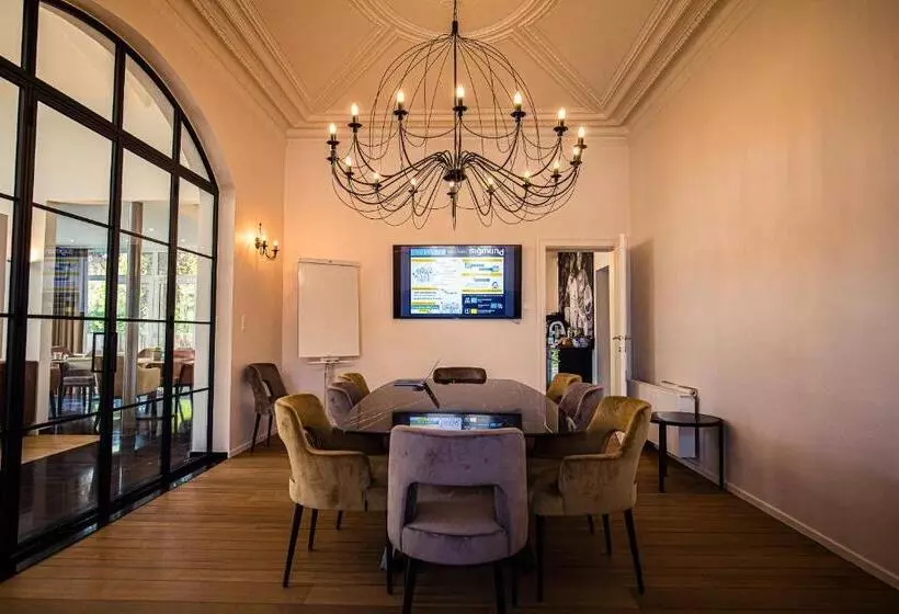 Hotelli Burgemeesterhuys