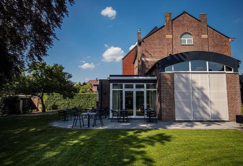 ホテル Burgemeesterhuys