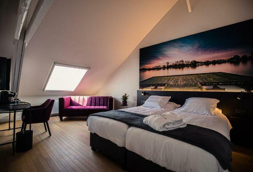 ホテル Burgemeesterhuys