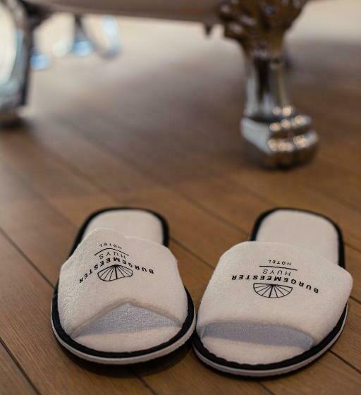 ホテル Burgemeesterhuys