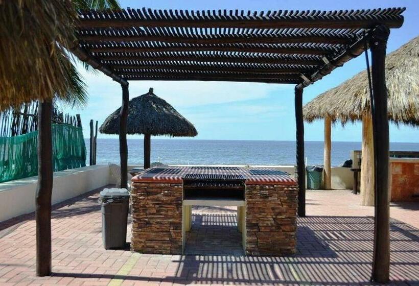 Marina Suites By Andiani Travel