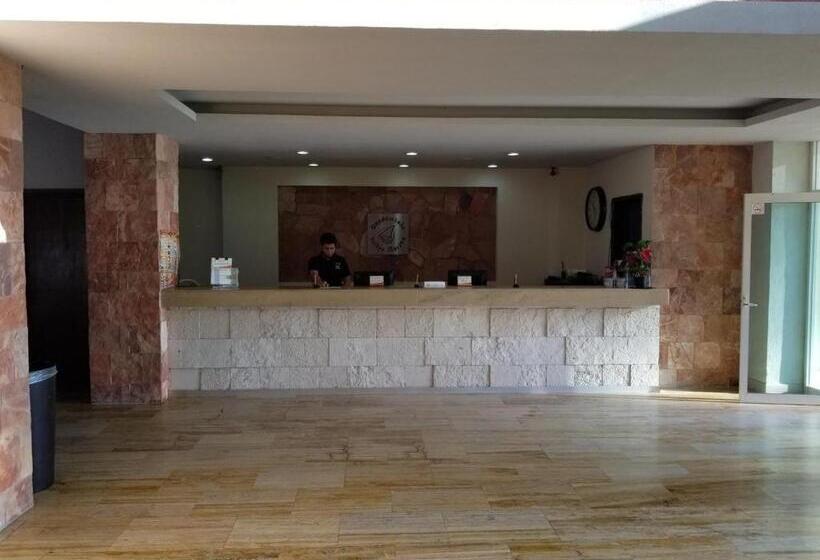 Marina Suites By Andiani Travel