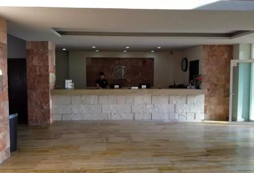 Marina Suites By Andiani Travel