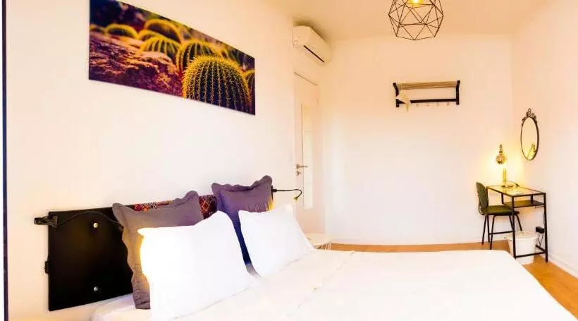 پانسیون Alagoa Terrace Guesthouse