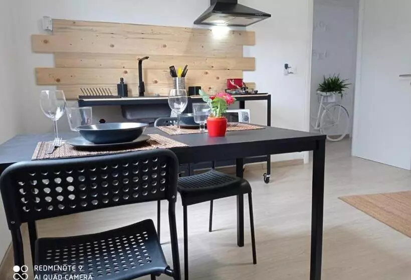 Majatalo Sea View Life