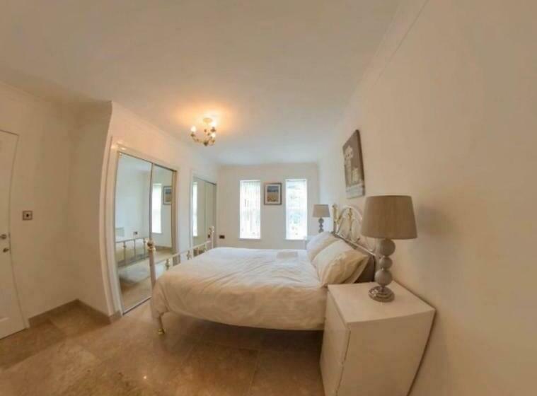 مبيت وإفطار Rowan House Bed Breakfast Main House & Self Contained Self Catering Apartment