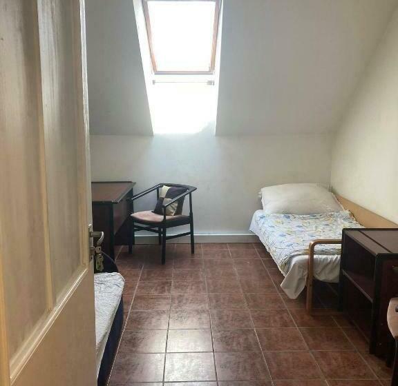 호스텔 Göncölház