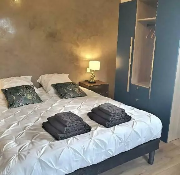 ベッドアンドブレックファースト Chambres D’hôte Le Breuil