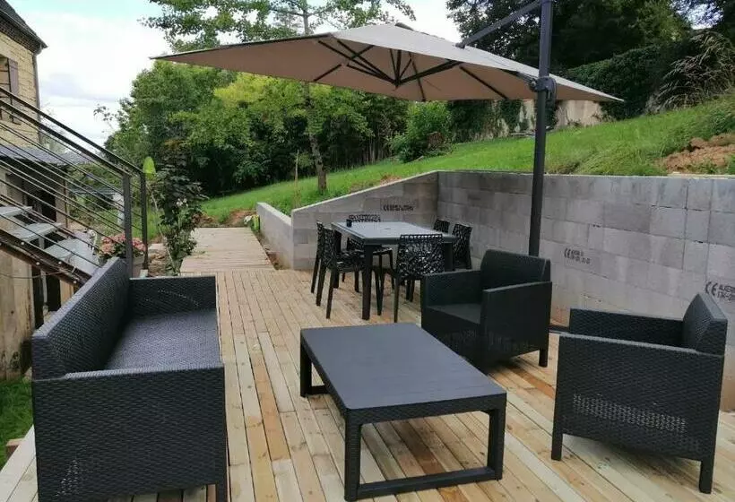 ベッドアンドブレックファースト Chambres D’hôte Le Breuil