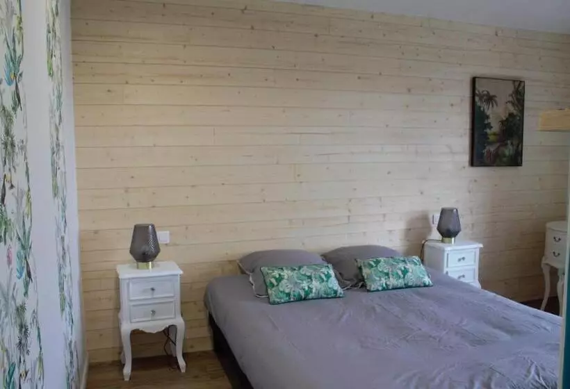 ベッドアンドブレックファースト Chambres D’hôte Le Breuil