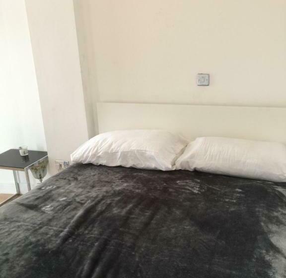 צימר City Bed With View