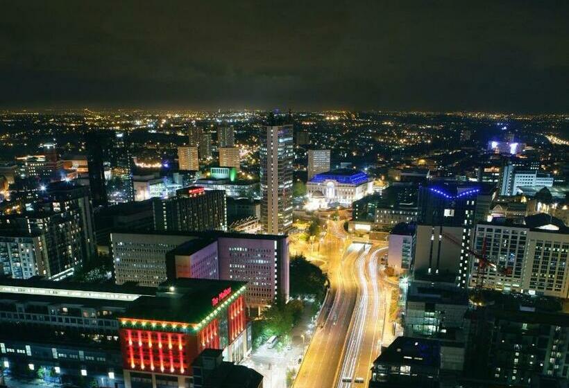 צימר City Bed With View