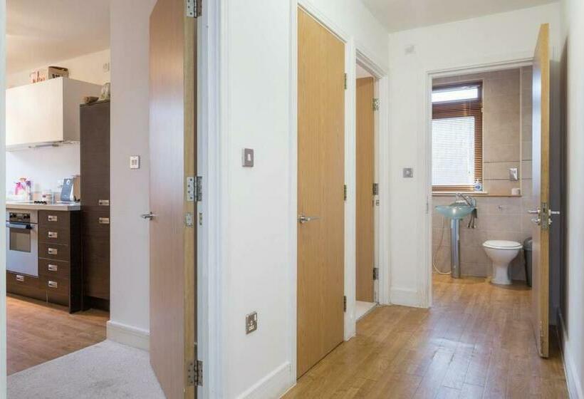 צימר City Bed With View