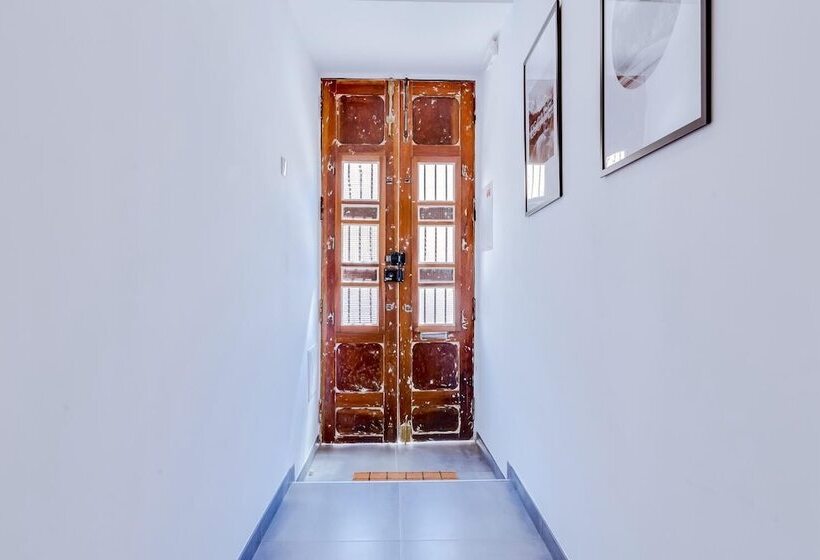 تختخواب و صبحانه Groundfloor