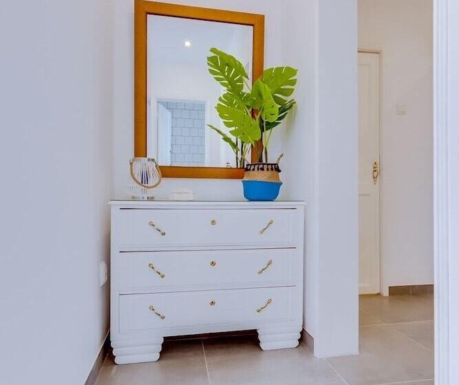 تختخواب و صبحانه Groundfloor