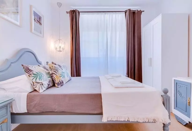 تختخواب و صبحانه Groundfloor