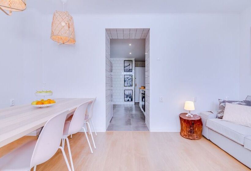 تختخواب و صبحانه Groundfloor