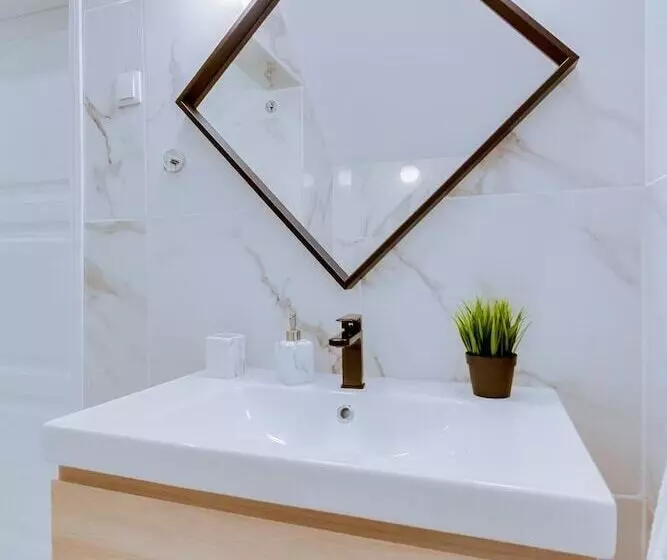 تختخواب و صبحانه Groundfloor