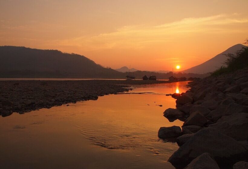 בית מלון כפרי Aenguy Sabey Chiangkhan Homestay