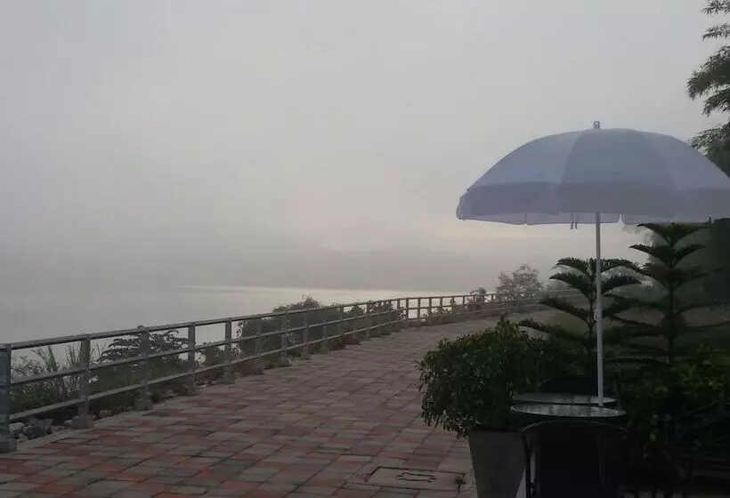 Hotelli Aenguy Sabey Chiangkhan Homestay