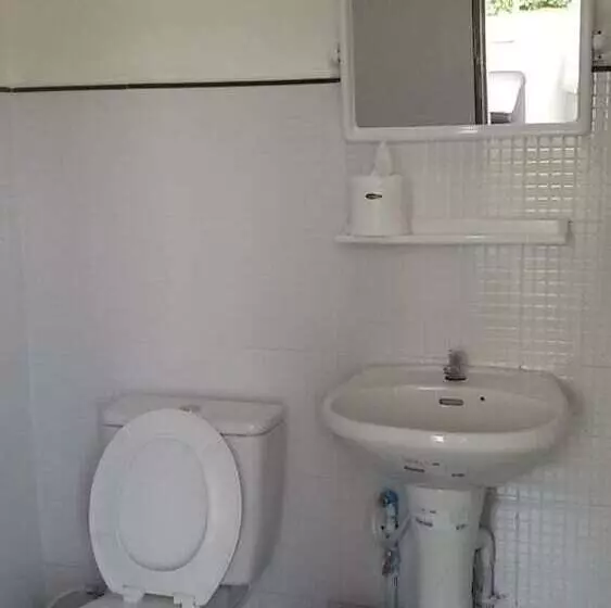 Hotelli Aenguy Sabey Chiangkhan Homestay