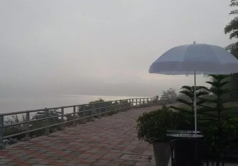 Hotelli Aenguy Sabey Chiangkhan Homestay